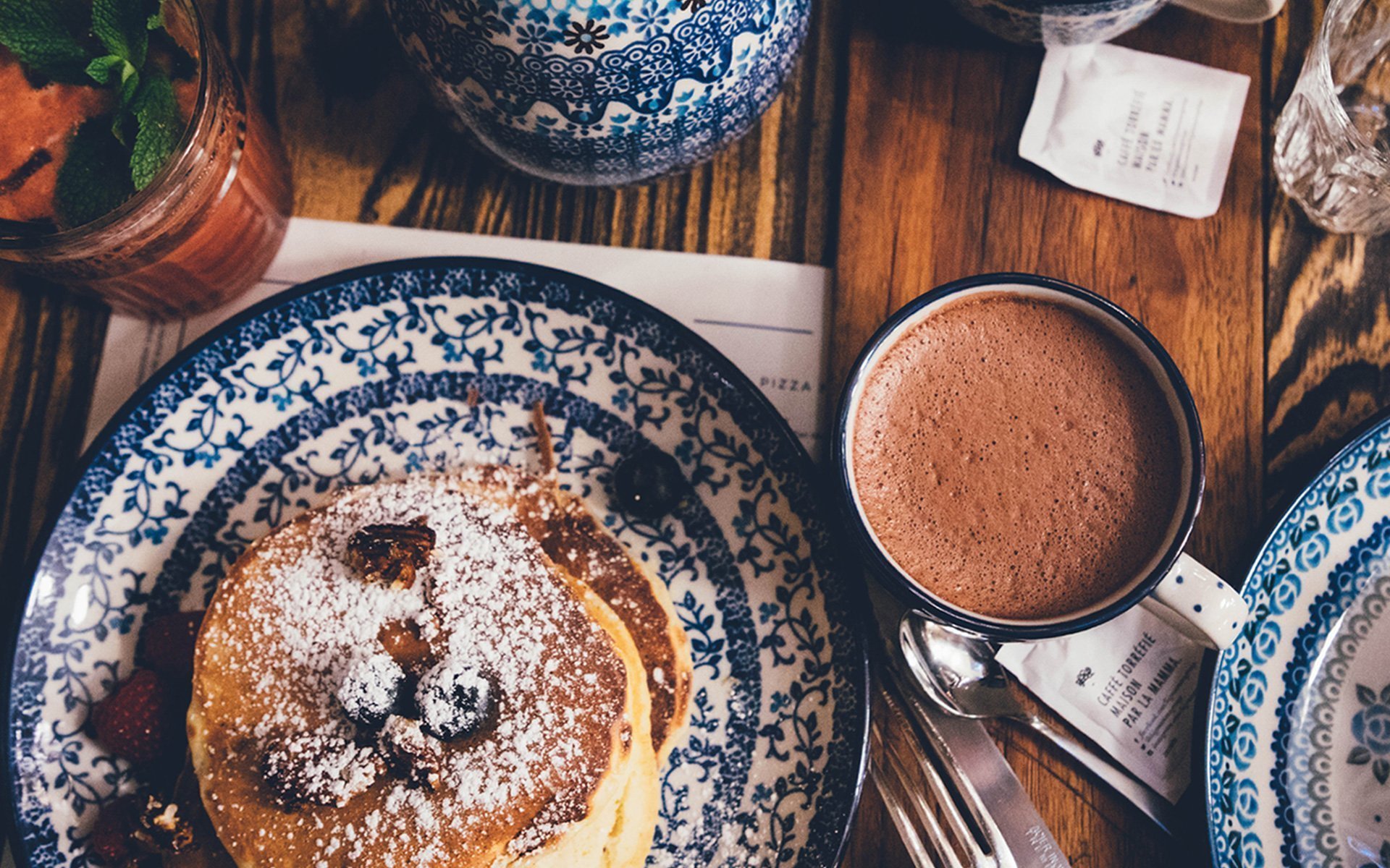 food and booze are delicious in our bed and breakfast Casa Valle de Oro