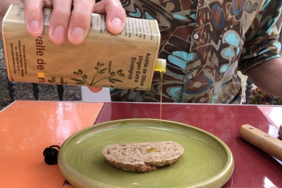 Notre délicieuse huile d'olive écologique extra vierge