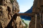 Spectaculair pad van de Caminito del Rey boven de kloof in Málaga, dichtbij onze B&B in Andalusië